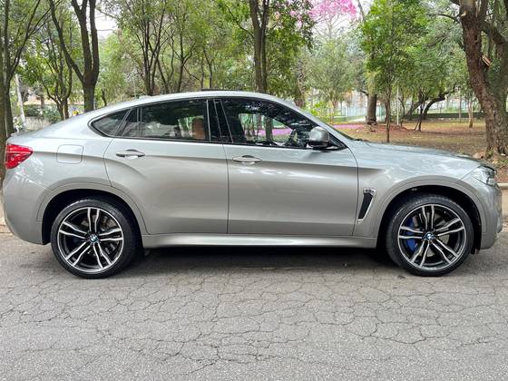 BMW X6 4.4 M 4X4 COUPÉ V8 32V BI-TURBO GASOLINA 4P AUTOMÁTICO BMW X6 4.4 M 4X4 COUPÉ V8 32V BI-TURBO GASOLINA 4P AUTOMÁTICO
